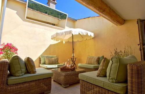 Luxurious Provencal Village House, Walk to Village Pool - Foto 12