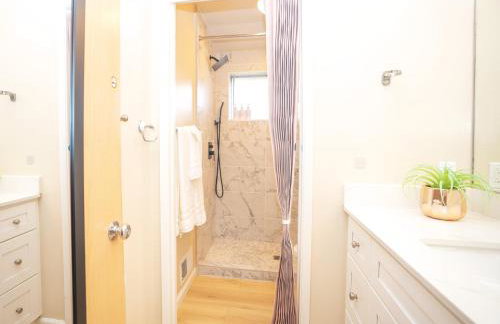 Spacious Mountain View DT 3BR Gem - Great for Work & Family - Foto 23