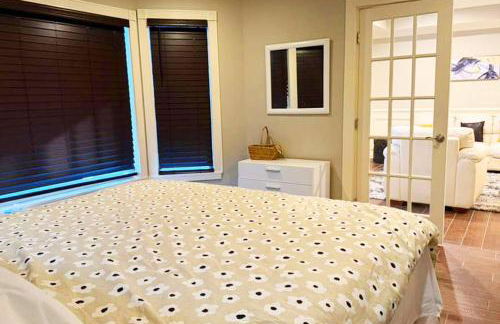 Private and Relaxing Getaway with Gym, Pool & Hot Tub - Foto 10