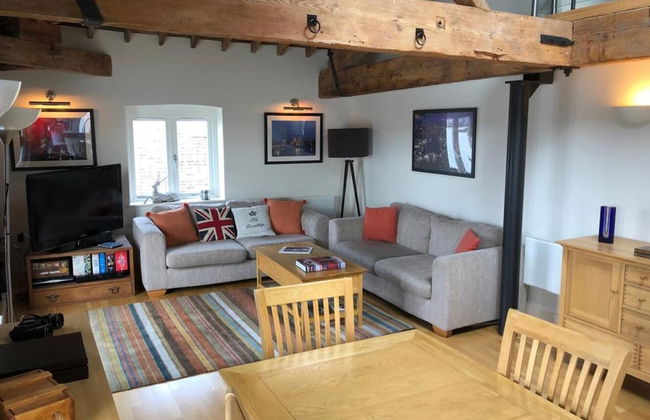 Riverside Penthouse Apartment - Foto 10