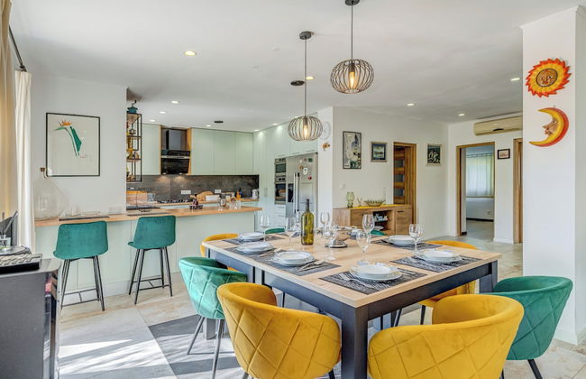 Villa Gariful - Sleeps 10 - Pool - Hottub - Petsok - Foto 33