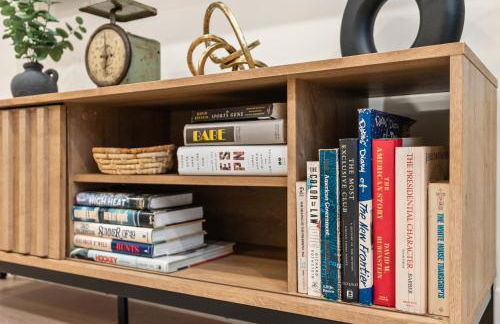 5-Bedroom Home with 2 Kitchens & Rooftop Deck, U Street and Shaw - Foto 77