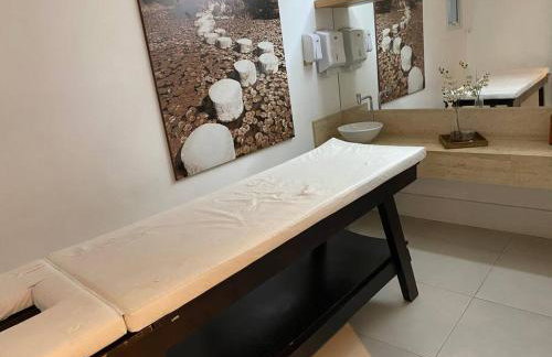 4083 - Em frente ao Hospital Albert Einstein e Estádio do Morumbi - Foto 14