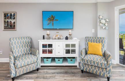 Sea View and Sunrise Top Floor Ocean Pointe 2412 - Foto 2