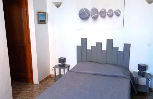 La Tour Fondue Appartement vue mer Grand T2 face a Porquerolles Drap serviette non fournis - Foto 4