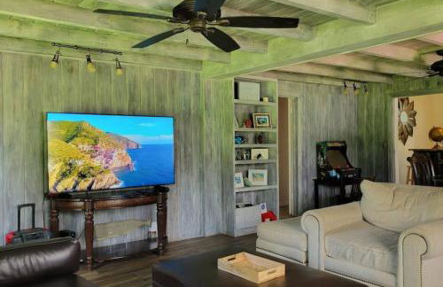 3 Large Bedrooms Hot Tub Golf Cart - Foto 19