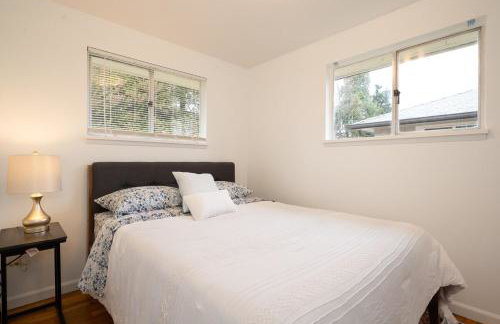 Spacious Retreat 3 Miles to Airport 12 to Seattle - Foto 29