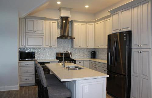 Sunday To Sunday, Elevator, Beach Badges, Roof Top Deck, Wifi, Bay Side 4 Bedroom, 3 Bath Townhouse 14056 - Foto 10