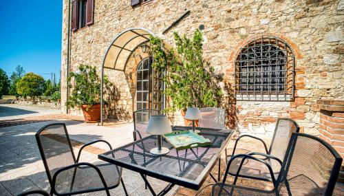 Timeless 19th-Century Villa with Private Pool Oasis - Photo 3