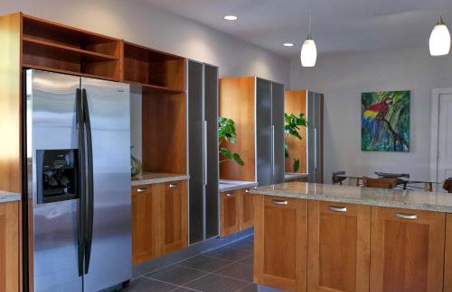 Beautiful Historic Downtown Pensacola Charmer - Hot Tub - Foto 21