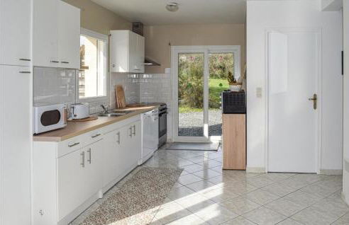 Amazing Home In Pleubian - Foto 7