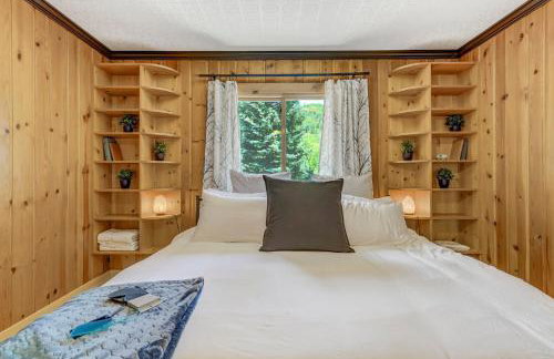 Upper Stone Lodge - Hot Tub & Game Room - Upper Unit - Foto 15