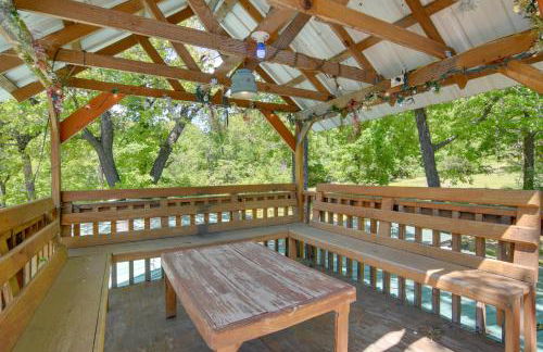 Serene Green Forest Hideaway with Spacious Yard - Foto 18