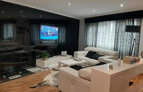 Gran piso en Negreira - Foto 8