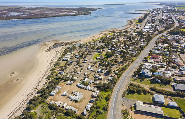 Port Broughton Tourist Park - Photo 55