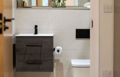 Rock Mill 1 Bed Apartment 37 - Photo 11