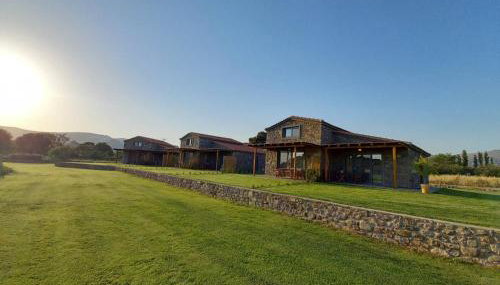 Lithos Villas - Photo 3