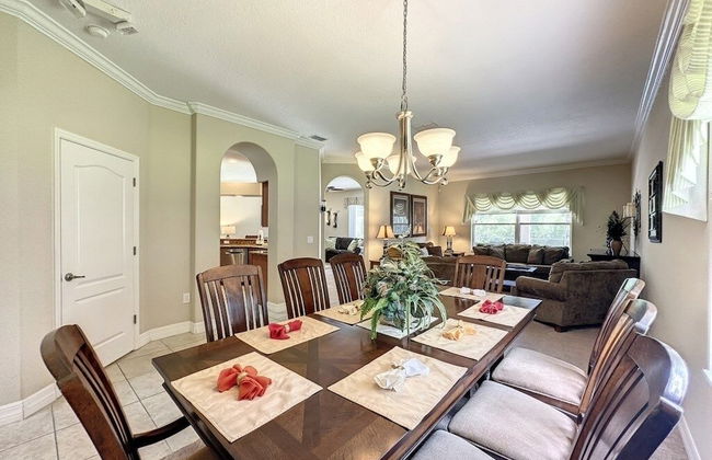 4 Bed 4 Bath With Private Pool/spa 4 Bedroom Home by RedAwning - Foto 20