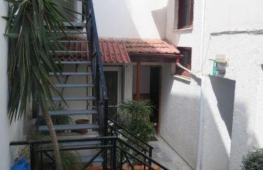 Egeon Rooms and Studios - Foto 18