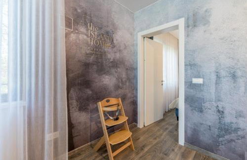 The Island Home - Korkya Luxury Apartments - free garage parking - Foto 44