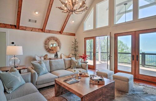 Ski and Unwind Fireside Highlands Gem with Game Room! - Foto 1