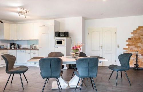 Großes Ferienhaus Im Grünen - - Foto 10