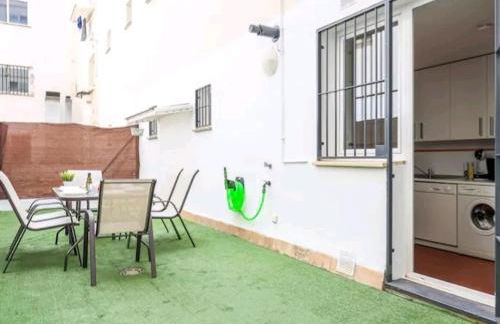 Apartamento con patio y piscina cerca de Sevilla - Photo 22