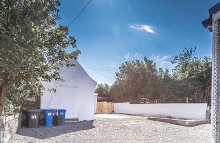 1 Bed Cottage-Sleeps 2-Parking-Pets-Hot Tub - Photo 34