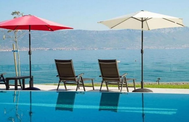 Sea Breeze Residence Villa by the Sea With Pool - Foto 29