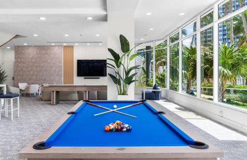 Luxury Waterfront Condo Hilton Hotel Amenities Beach Pool Jacuzzi Jetskis Gym - Foto 28