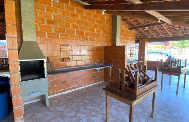 Apartamento a 250 metros da Praia do Sapê e Maranduba - Piscina e Ar condicionado - Foto 23