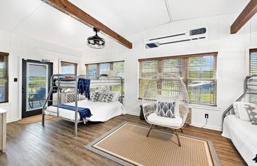 Wolf Bay House - Photo 16