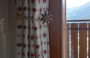 THE LITTLE NEST con balcone panoramico e box privato - Foto 24