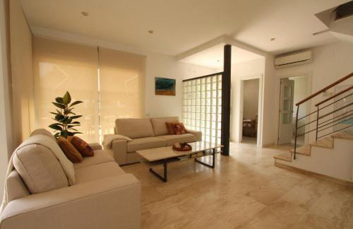 Beach House Castelldefels - Foto 11