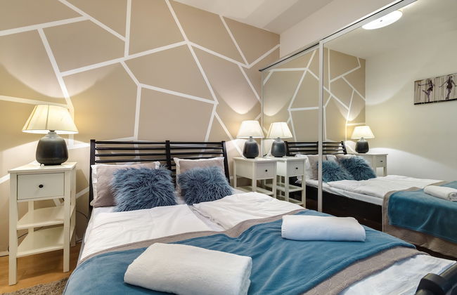 Quality Point Apartments 0-24 reception - Foto 10