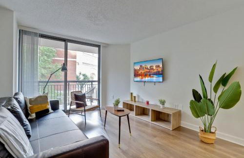 Spacious and Minimalist Apartment w Awesome Facilities - Foto 2