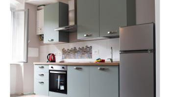 Le Tre Dame Apartment in the Center - Photo 3, stove, dishwasher