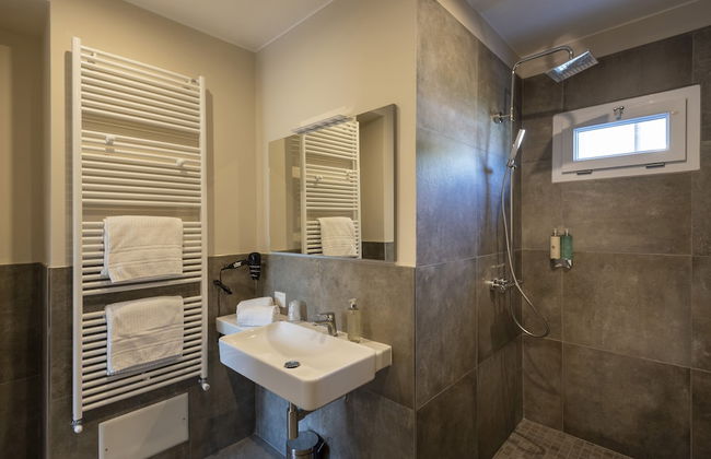 Villa Bernasconi - camere e ristorante - - Foto 58