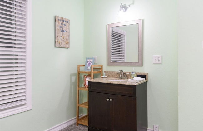 Dolphin Paradise - Photo 22