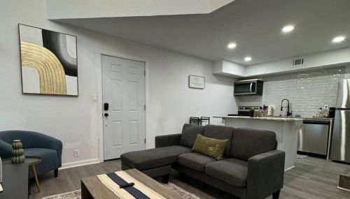 2BD DT Dallas l FIFA READY l 5 Min from Love Field - Foto 5