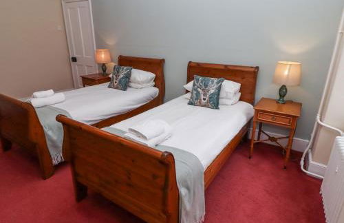 Cheviot Manor - Photo 41