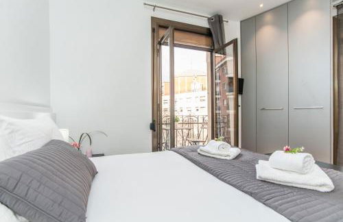 Housalia Sant Pau Views- Suite with View on Hospital Sant Pau - Photo 4