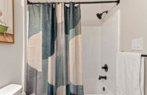 Raleigh Executive 2BR, Newly Furnished, Fenton & N Hills - Foto 20