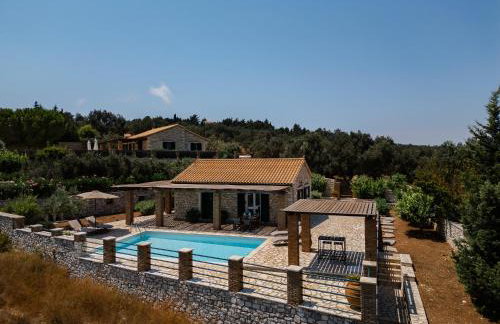 Villa Meroviglia - Photo 2