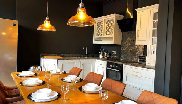 The Residence Sasco Apartments - Foto 2, Imagen principal