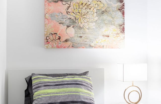 Charming Yorkville Condos - Photo 14