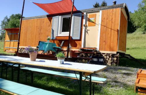 Zurück zur Natur - Urlaub im Zirkuswagen, Sommeratelier oder Schindelwagen - Foto 34