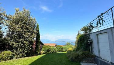 Suite Rose on the lake Arona - Foto 1, Garden, Garden view