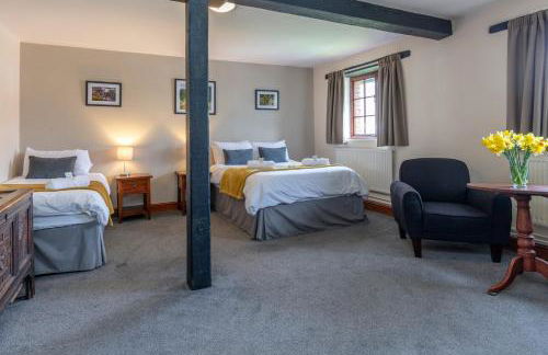 Charney Manor - Photo 53