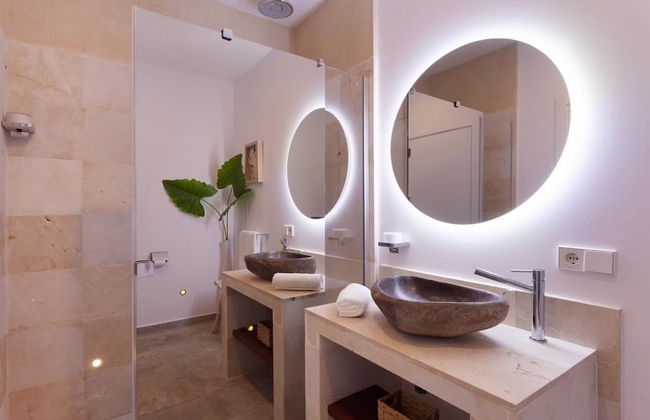 Villa With Salt Water Pool - Foto 25